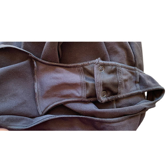 SKIMS Essential Long Sleeve Crewneck Bodysuit (4X/5X) - Picture 6 of 7